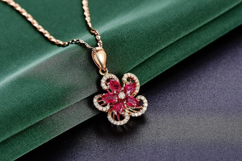 Les secrets pour choisir des bijoux uniques qui révèlent votre personnalité